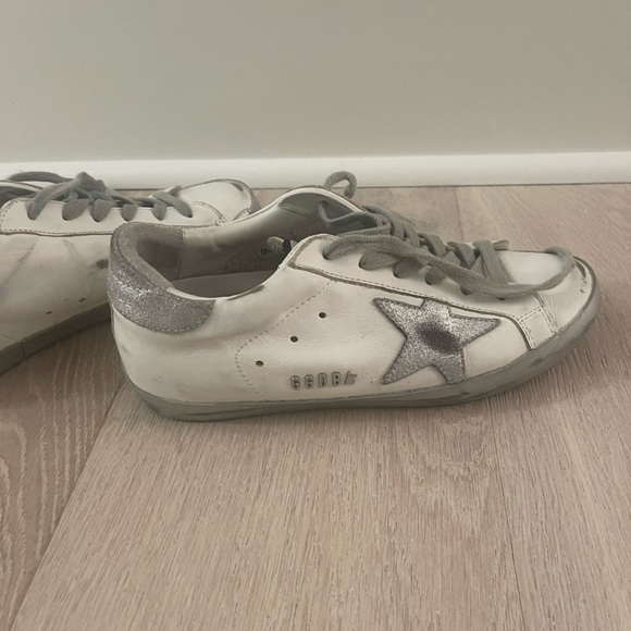 White and Silver Golden Goose - Picture 2 of 4